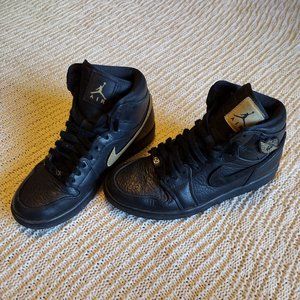 Nike Air Jordan 1 High Retro
